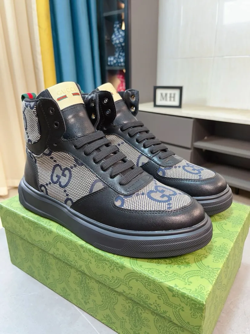 Men's shoes 💰440🌹🌹GUCCI [Gucci] New high-top men's shoes, a high-end brand, the latest fashionable casual men's shoes, trendy and versatile, relaxed and sporty style, uppers imported from Italy, first-layer cowhide, genuine leather lining, and ultra-fine workmanship. Original personalized fashionable rubber wear-resistant outsole, light and comfortable on the foot, size 38-44